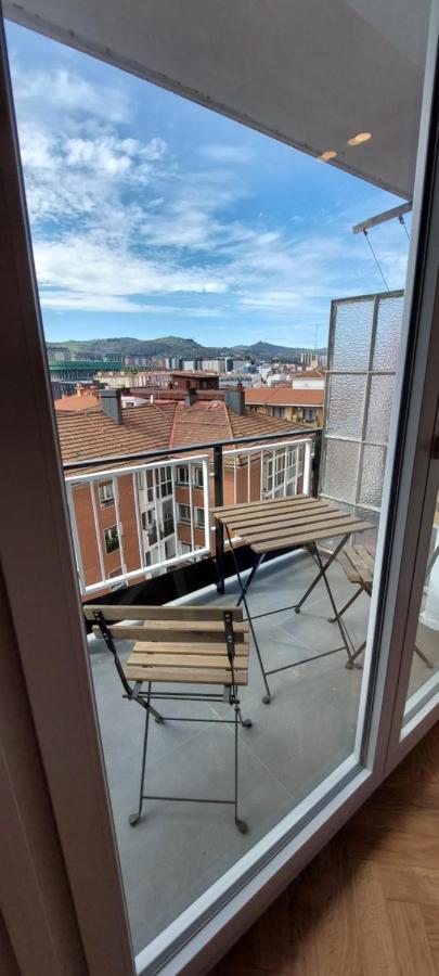 Alojamiento Moderno Y Sofisticado Con Vistas A La Ciudad بلباو المظهر الخارجي الصورة
